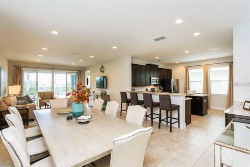 Luxurious Modern Villa Near Disney With Theater, Pool And Spa In Encore Resort At Reunion 奥兰多 外观 照片