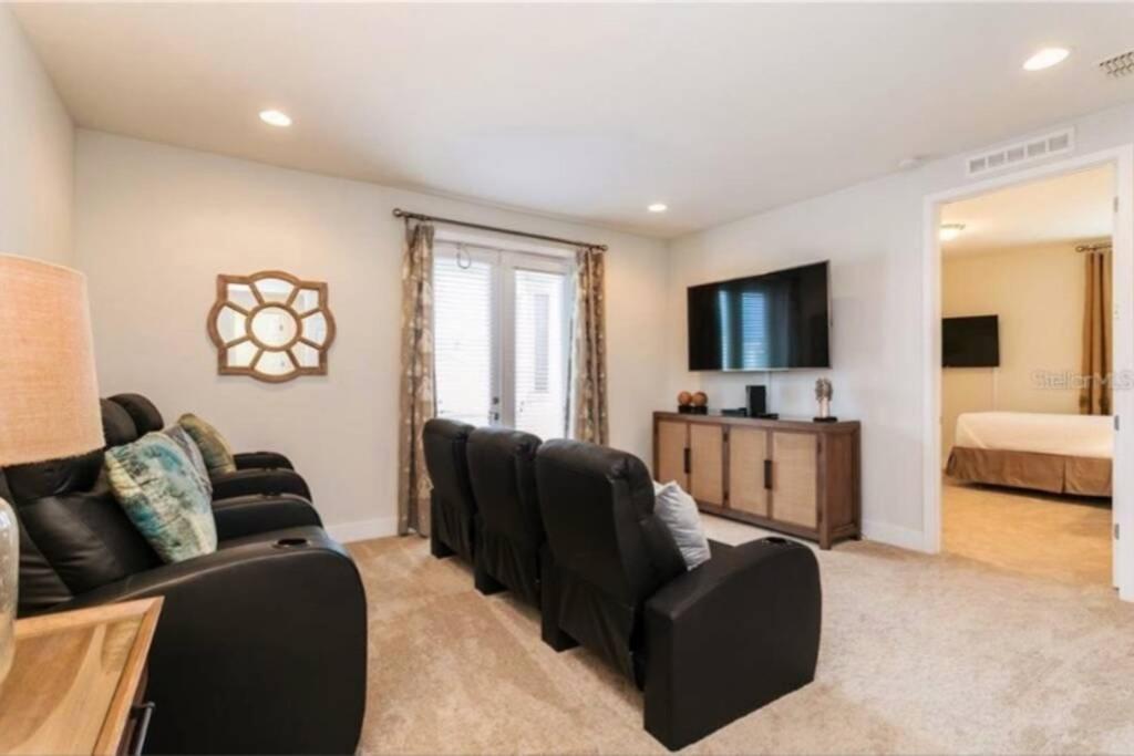 Luxurious Modern Villa Near Disney With Theater, Pool And Spa In Encore Resort At Reunion 奥兰多 外观 照片